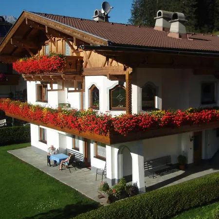 Haus Larcher Apartament Neustift im Stubaital