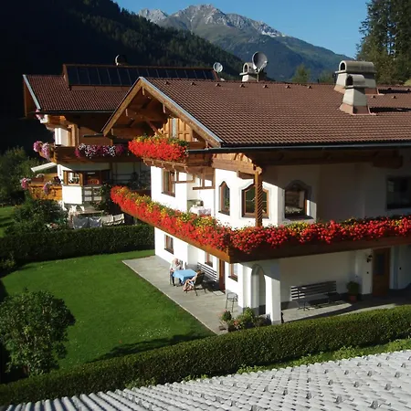 Haus Larcher Apartment Neustift im Stubaital