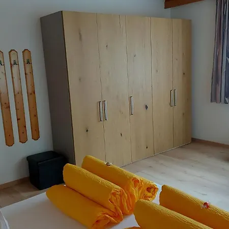 Haus Larcher Нойштифт-им-Штубайталь