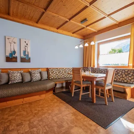 Apartment Haus Larcher