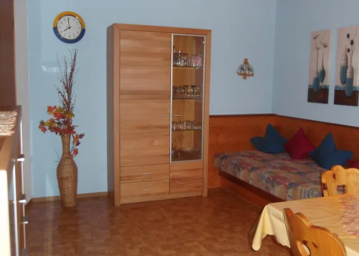 Haus Larcher Апартаменты