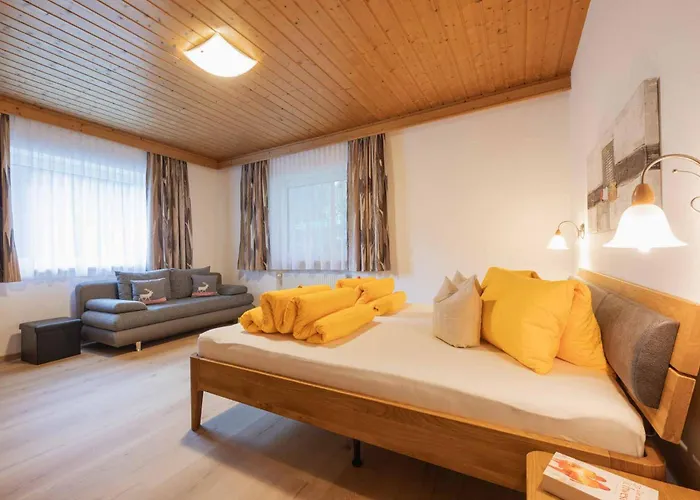 Haus Larcher 아파트 *